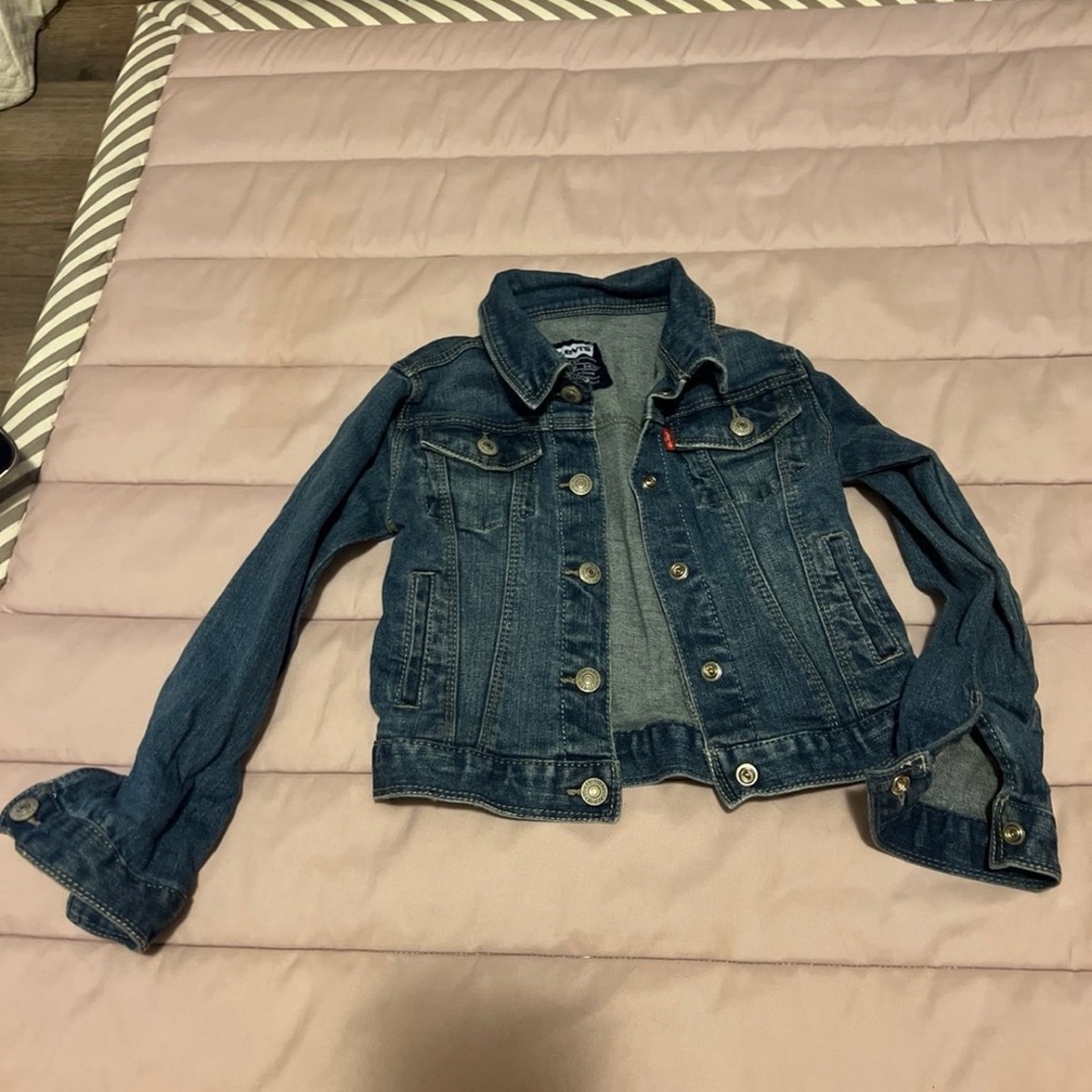Toddler Levi’s denim jacket 4t